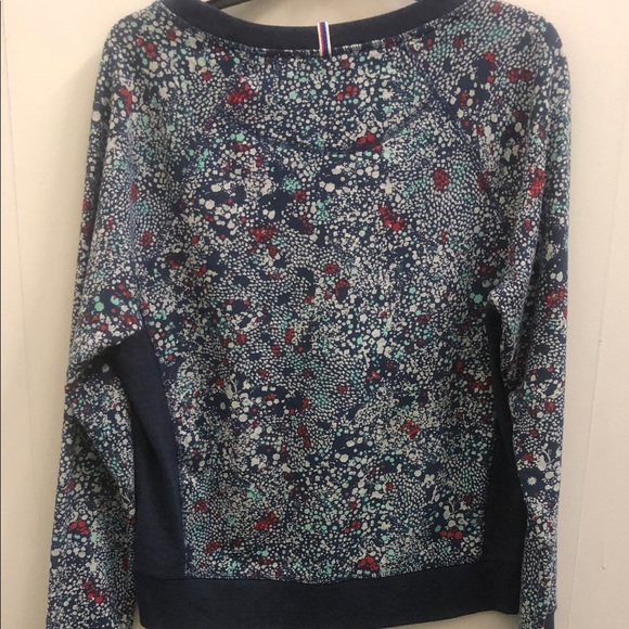 🎉Authentic Champion Sweatshirt🎉 - Picture 5 of 6